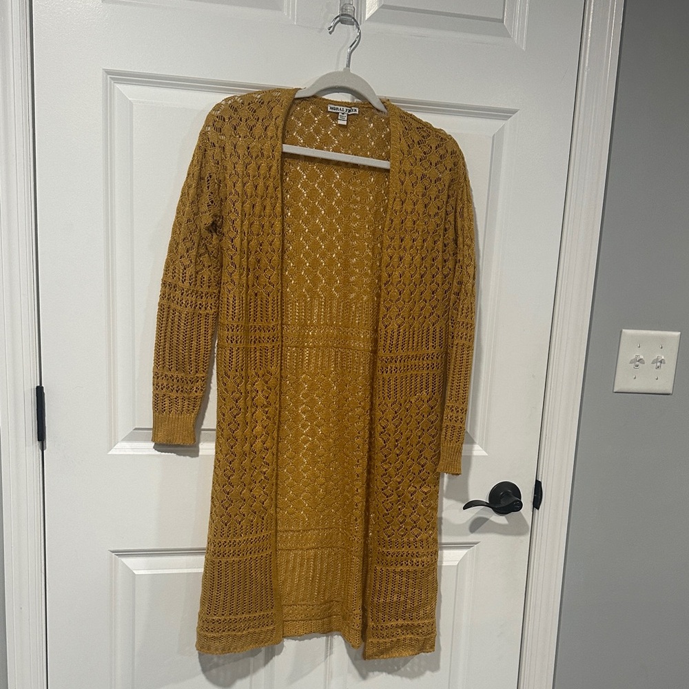 Universal Thread Women's Golden Cardigan